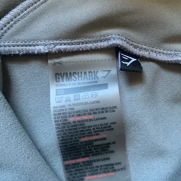 Gymshark gray and black athletic leggings with pockets size XS - Picture 4 of 6